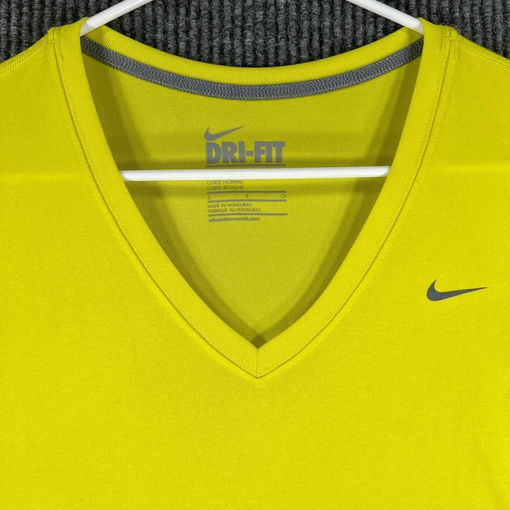Nike Shirt Dri Fit Womens‎ Small Yellow Short Sleeve V Neck Regular Fit Gym Run